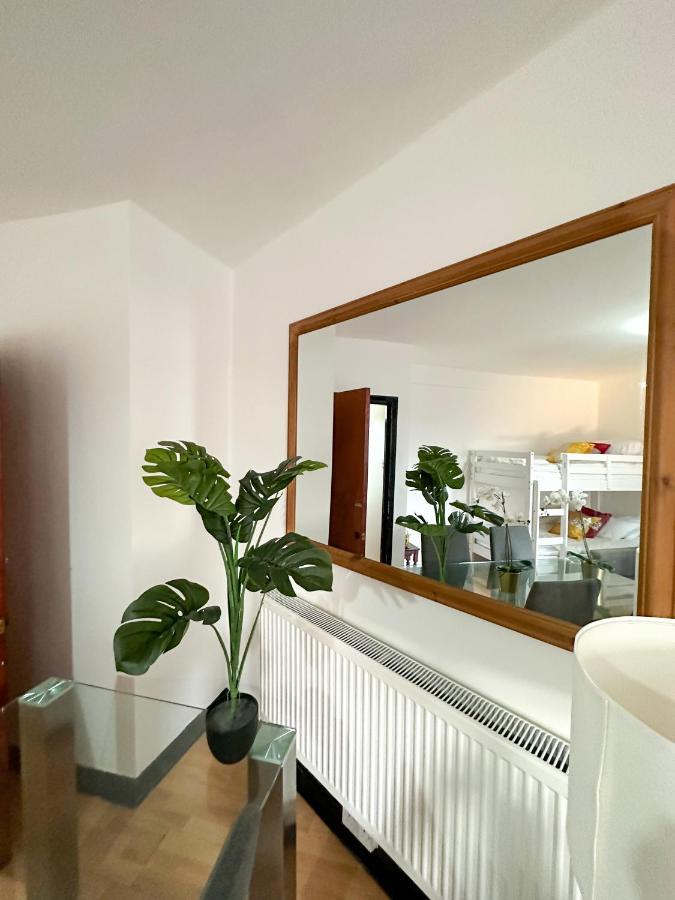 210 Coldharbour Lane Leilighet London Eksteriør bilde